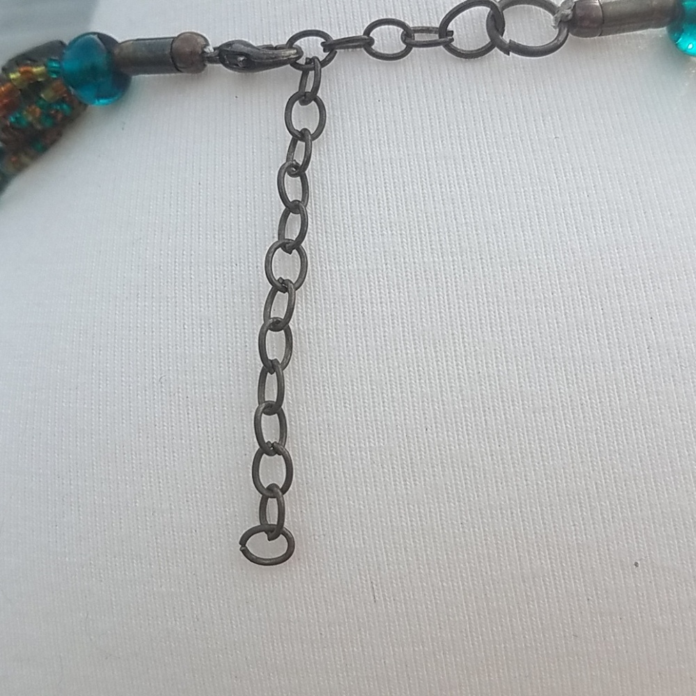 Beaded necklace - Picture 2 of 2
